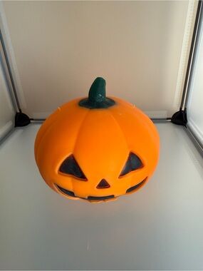 Jumbo Halloween Pumpkin Squishy 🎃
